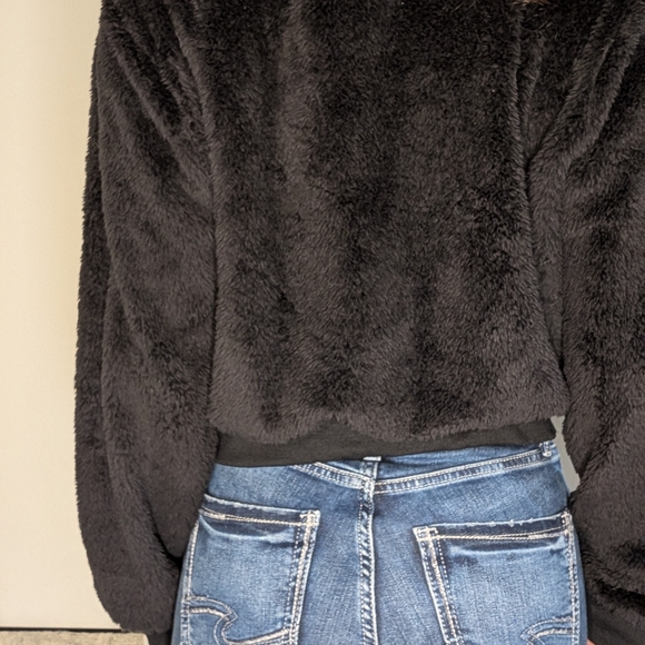 Women's Black Faux Fur Jacket - Picture 2 of 4